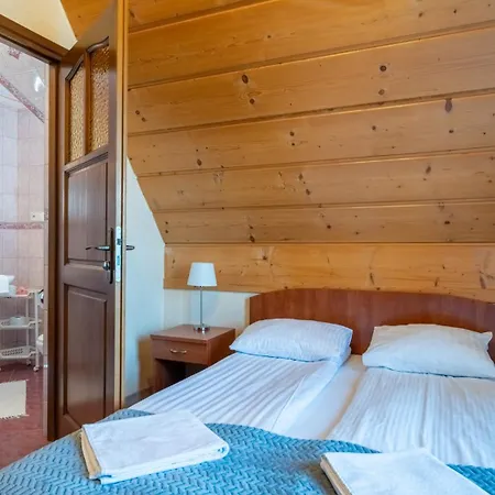 U Anusia Jacuzzi & Sauna Отель типа 