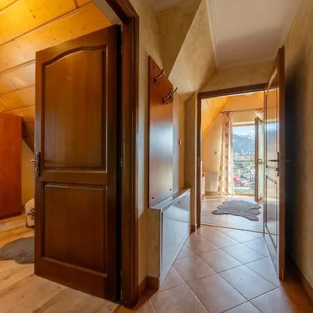 U Anusia Jacuzzi & Sauna Alojamento de Acomodação e Pequeno-almoço