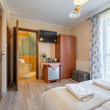 U Anusia Jacuzzi & Sauna Отель типа 