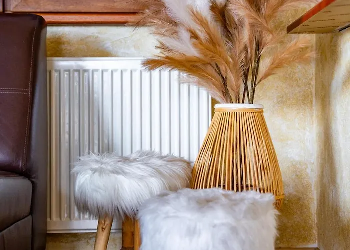 U Anusia Jacuzzi & Sauna לינה וארוחת בוקר 3*